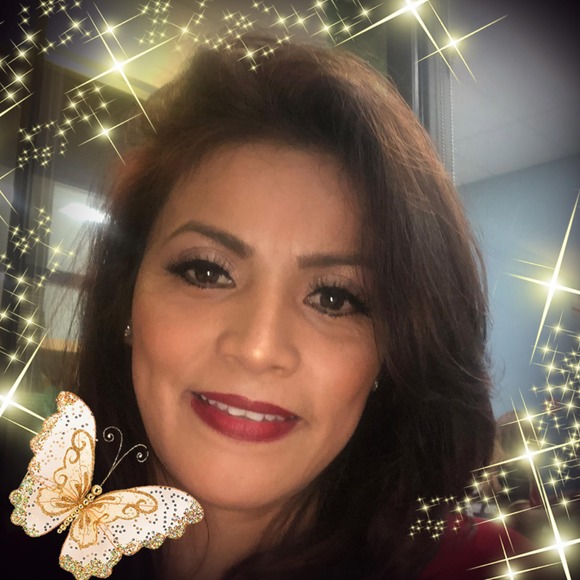 Meet your Posher, Adalisbeth - Picture 1 of 1